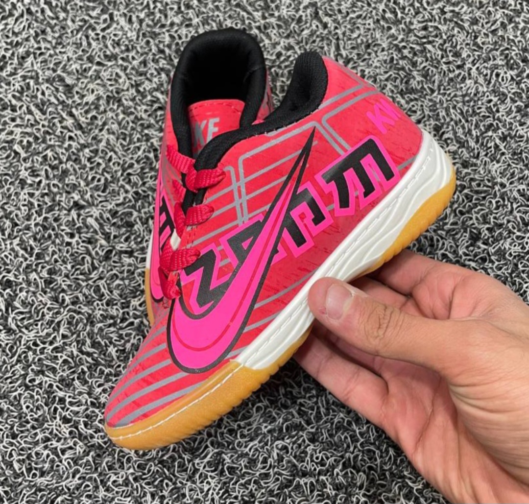 کفش سالنی بچگانه نایک ایرزوم سایز ۳۱ تا ۳۴